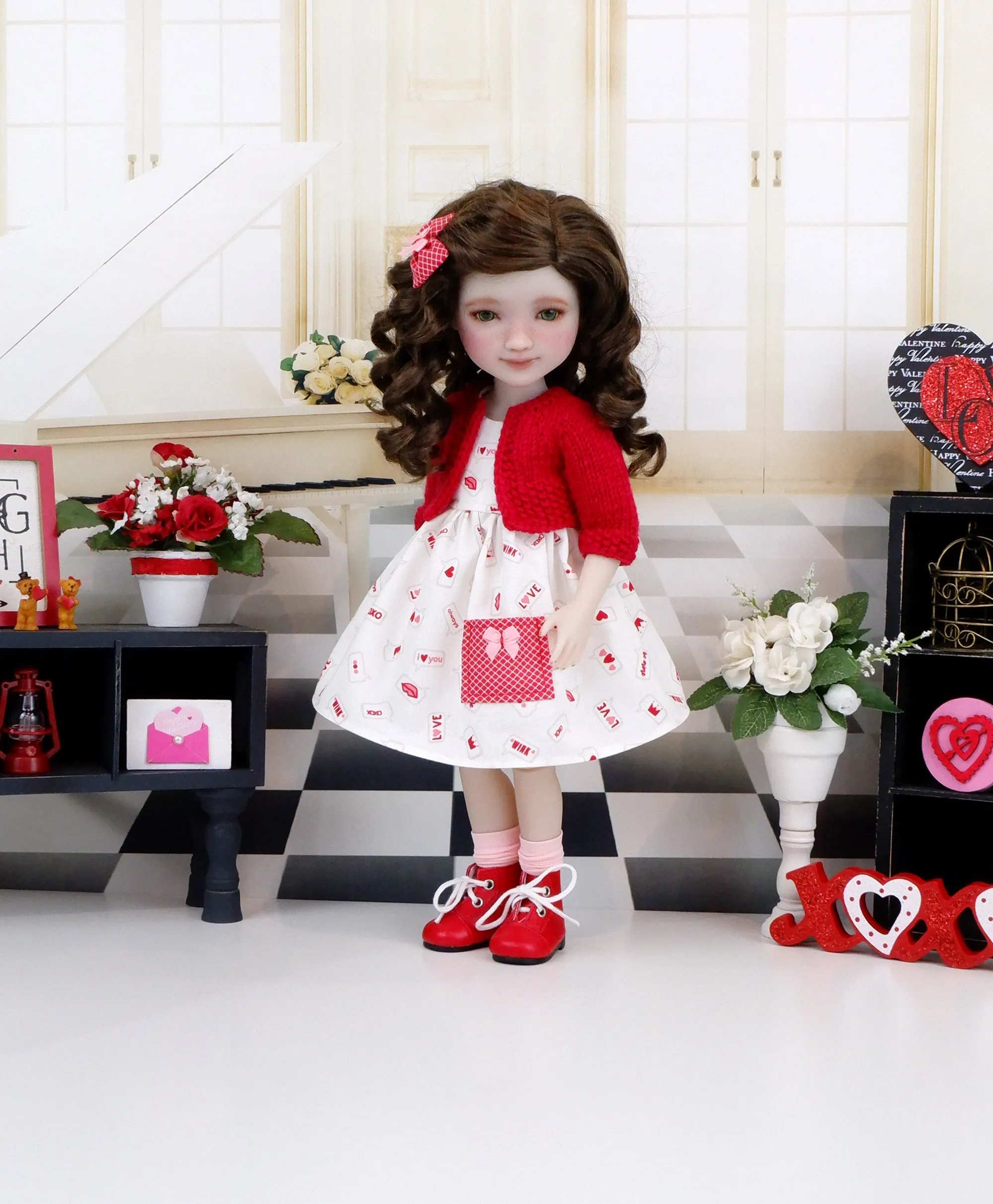 Text Me - dress with sweater & boots for Ruby Red Fashion Friends doll