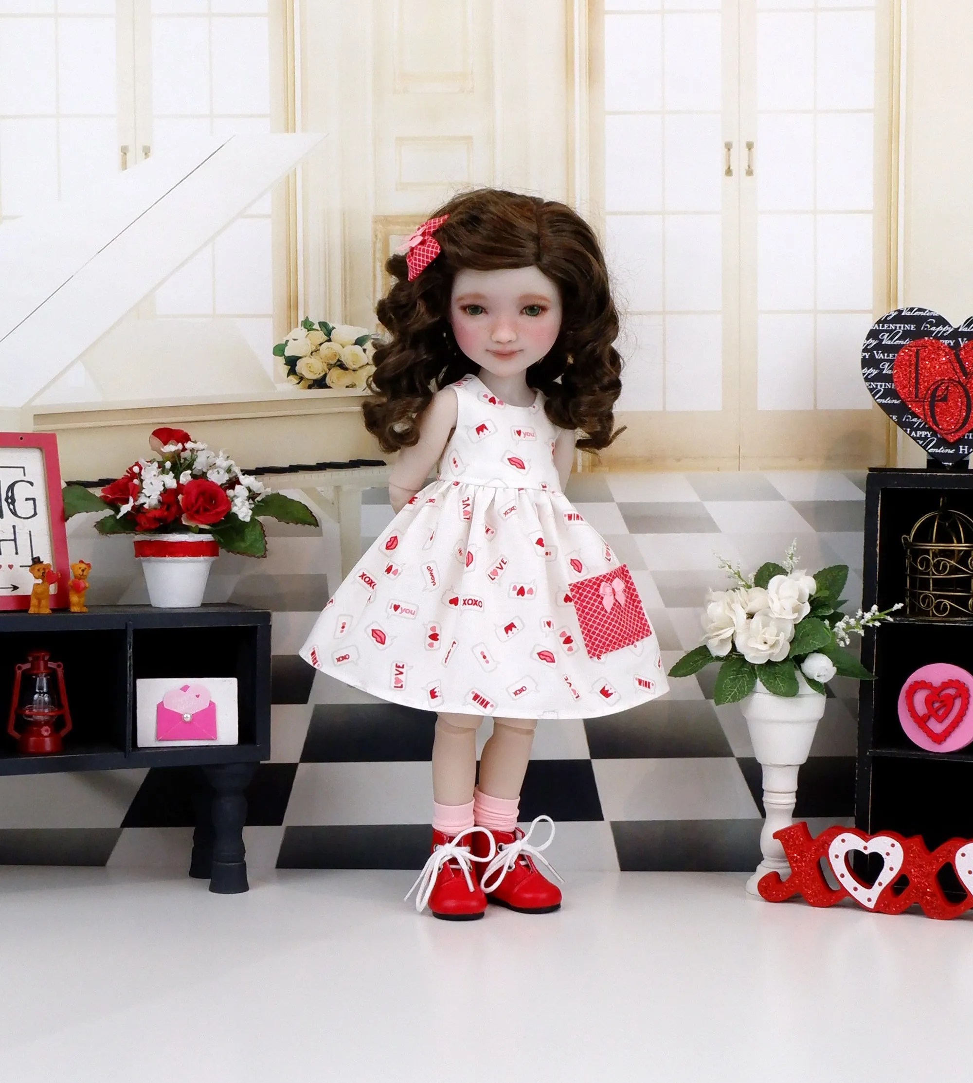 Text Me - dress with sweater & boots for Ruby Red Fashion Friends doll